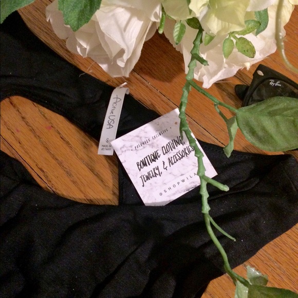 🔥 Strap Back BodyCon Dress in Black - Picture 7 of 8